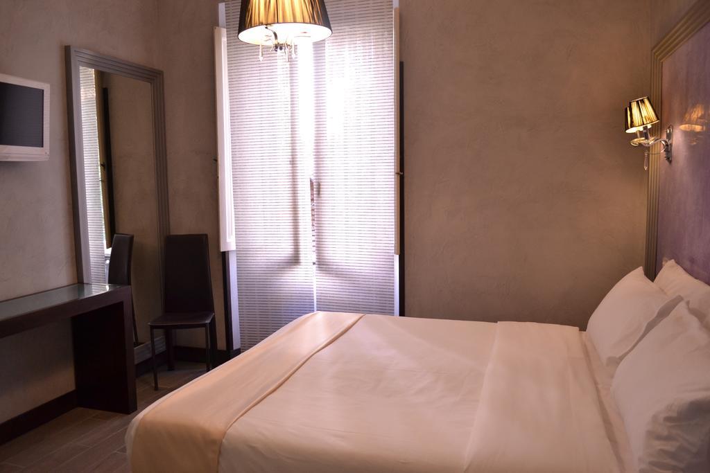 Tiburtina House Hotel Рим Екстериор снимка