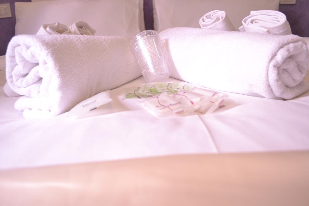 Tiburtina House Hotel Рим Екстериор снимка