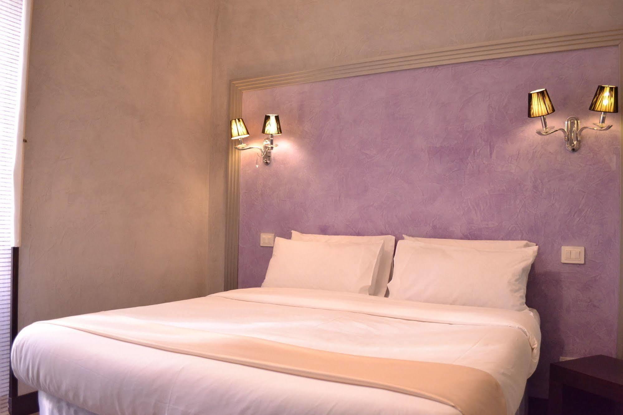 Tiburtina House Hotel Рим Екстериор снимка